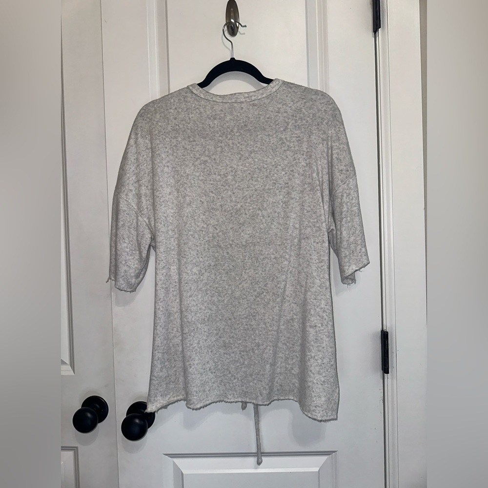 Hummingbird Grey Sweater Top - Picture 9 of 9